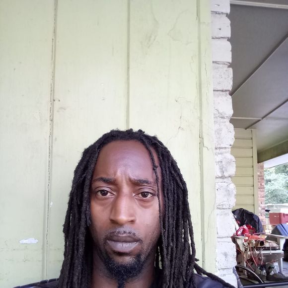 Meet your Posher, Joshua - Picture 1 of 1